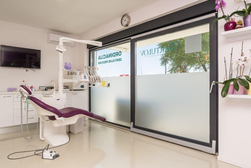 stomatoloska_ordinacija_dental_bartulov_natasa_privlaka_zubar_zubi_zadar_pro