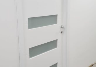 ostakljena_staklo_sobna_vrata_štok_po_mjeri_zadar_pro_stolarija_vrata_prozori_mp_drvo_namjestaj_ugradnja_montaza_transport